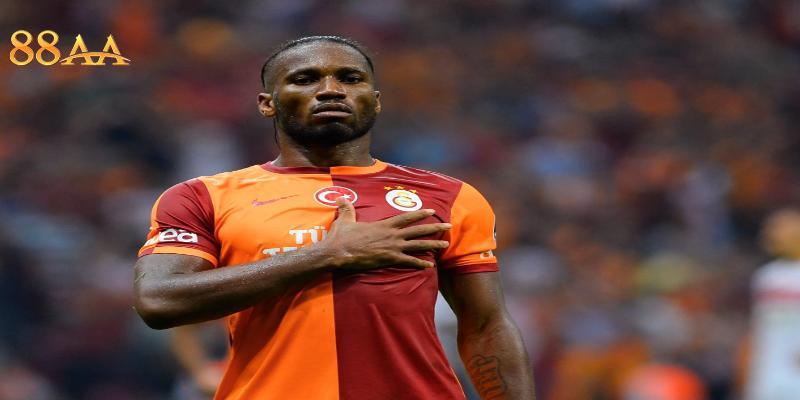 Huyền thoại Chelsea trong màu áo xanh quen thuộc