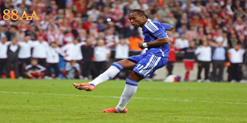 Hoạt động từ thiện và cống hiến cho cộng đồng